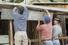 Acampamento recebe últimos retoques