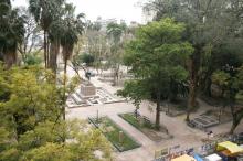As características originais da Praça da Alfândega já estão visíveis...