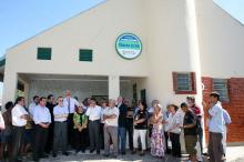 Unidade terá duas equipes de saúde da família e uma de saúde bucal Unidade terá duas equipes de saúde da família e uma de saúde bucal