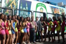 Candidatas a Rainha do Carnaval 2012 fizeram city tour no Linha Turismo