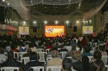 Mais de 900 pessoas foram credenciadas