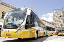 Nova frota de 13 ônibus foi entregue na sexta-feira pelo prefeito Fortunati