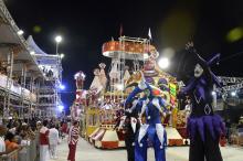 Imperadores do Samba encerrou o desfile do Grupo Especial