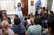 Gislene Rodrigues participou de ações voluntárias no Núcleo da Hora do Conto