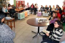 Ba�s com 140 t�tulos cada um passar�o pelas escolas a partir do dia 28 de maio