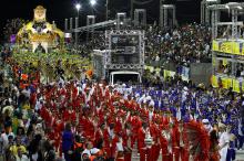 União da Vila do IAPI desfilou com Canela no sambódromo