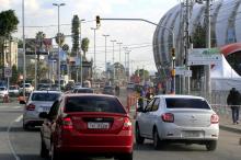 Como chegar até Azenha - Shopping João Pessoa em Porto Alegre de Ônibus ou  Metrô?