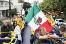 Mexicana pegou ônibus para a Fan Fest