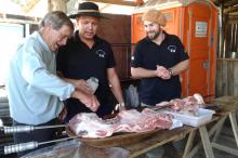 Paulistas e maranhense descobrem técnicas do churrasco gaúcho em oficina 